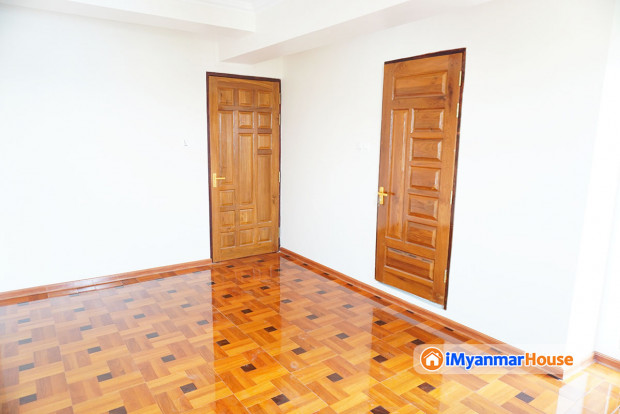 Mya Nandar Hledan Condo