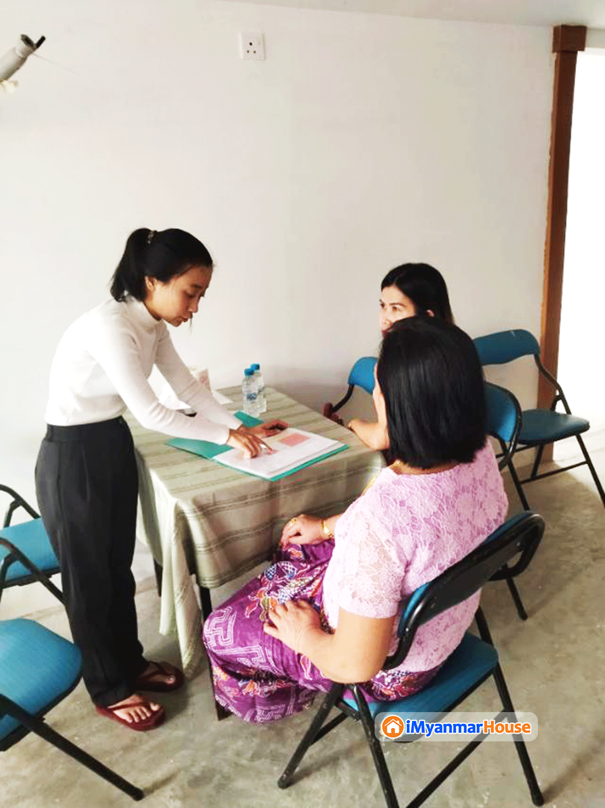 (၁၅) နှစ်အရစ်ကျဖြင့်ဝယ်ယူနိုင်မည့် Junction Zawanna အနီးရှိ Cherry ကွန်ဒို နှစ်သစ်ကူးအထူးပရိုမိုးရှင်း