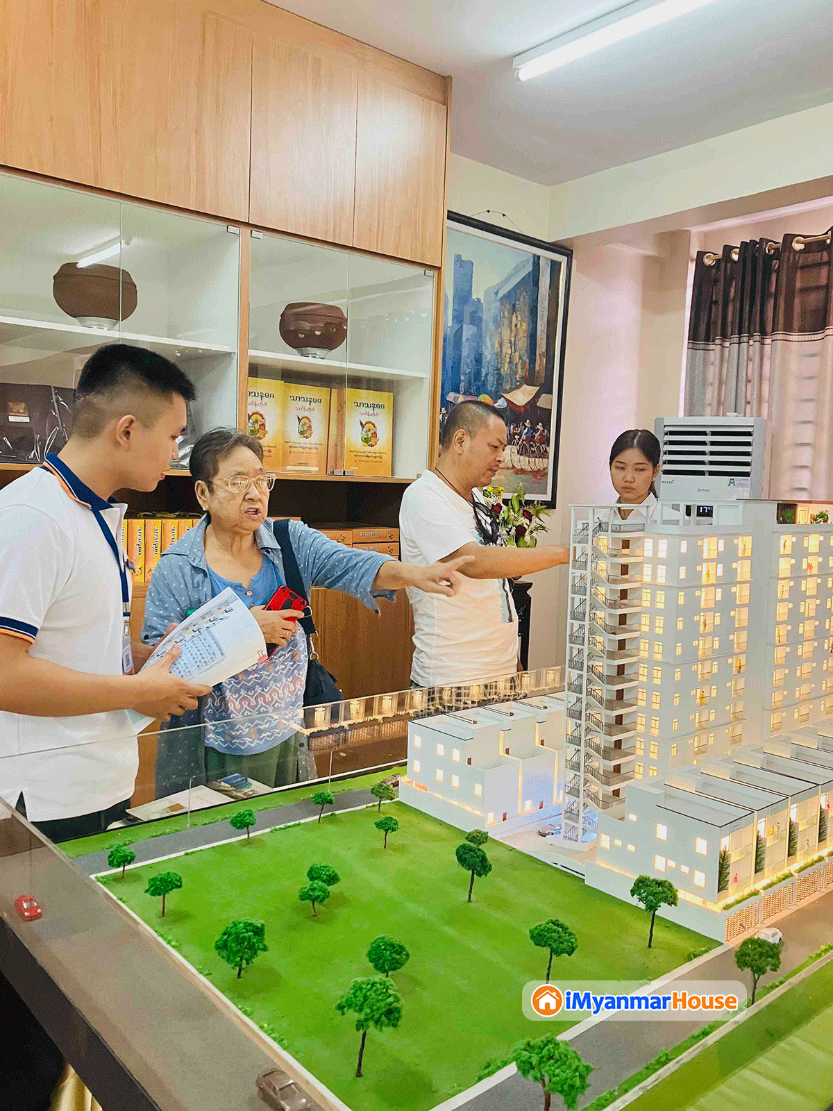 KT Construction မှဆောက်လုပ်သည့် မန္တလေးမြို့ရှိ Infinity@111 ကွန်ဒိုနှင့် ရွှေနန်းတော်ကွန်ဒို အရောင်းပြပွဲ ကျင်းပပြုလုပ်ခဲ့
