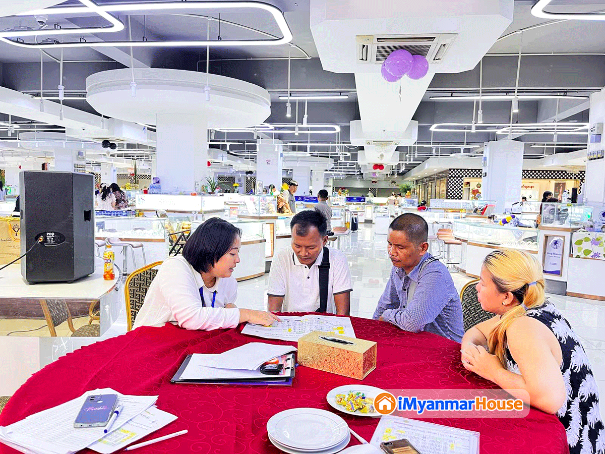 သိန်း (၂၅၀) ကျော်မှ စတင်ဝယ်ယူနိုင်မည့် မန္တလေးရတနာမောလ်ရှိ ရတနာဆိုင်ခန်းများ အရောင်းပြပွဲ ကျင်းပပြုလုပ်ခဲ့