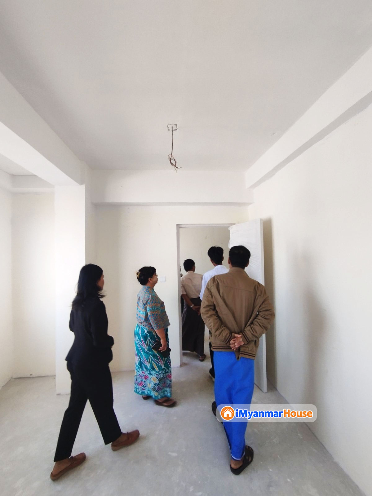 နှစ်ရှည်အရစ်ကျဖြင့် ဝယ်ယူနိုင်မည့် တောင်ဒဂုံမြို့နယ်၊ VIP ရပ်ကွက်က Innwa Pyae Sone Residence ရဲ့ နှစ်သစ်ကူး ပရိုမိုးရှင်းအရောင်းပြပွဲ ကျင်းပပြုလုပ်ခဲ့